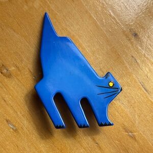 Vintage Marie-Christine Pavone Scaredy Cat Blue Brooch